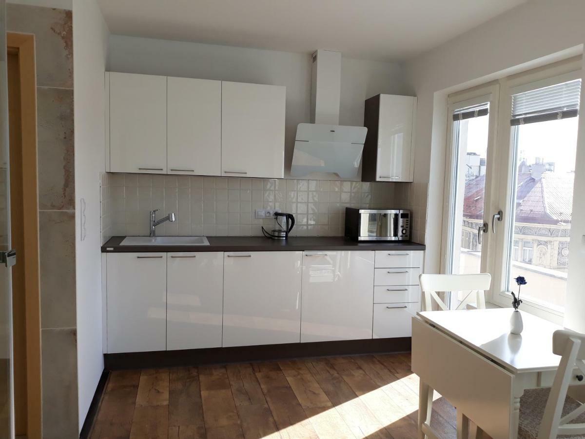 Cool Studio Apartment ปราก ภายนอก รูปภาพ